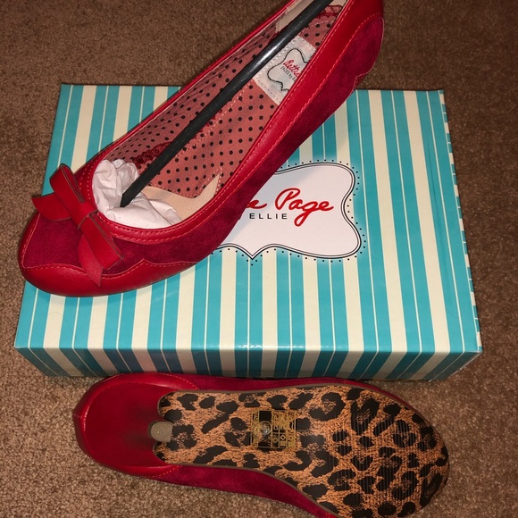 Red Heels - Picture 4 of 5